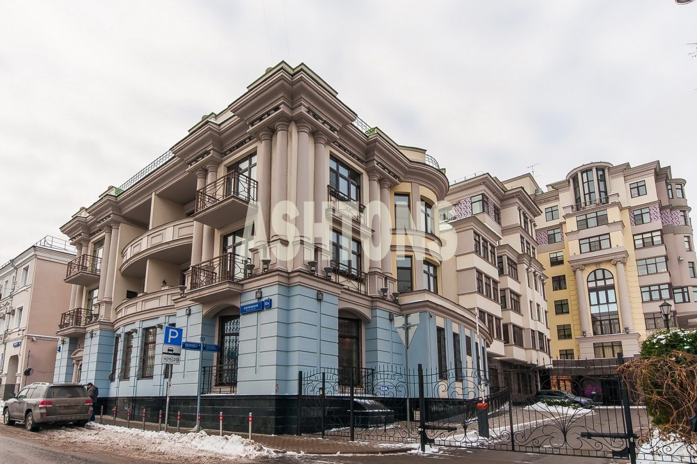 Elite apartment for rent at 52A Ozerkovskaya Embankment near metro station Paveletskaya by ASHTONS INTERNATIONAL REALTY