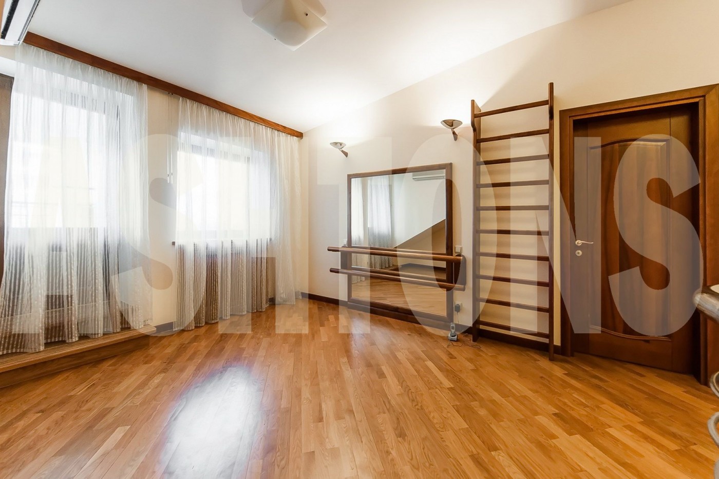 Apartment for rent on Yakovoapostolsky lane, building 9c2 by ASHTONS INTERNATIONAL REALTY