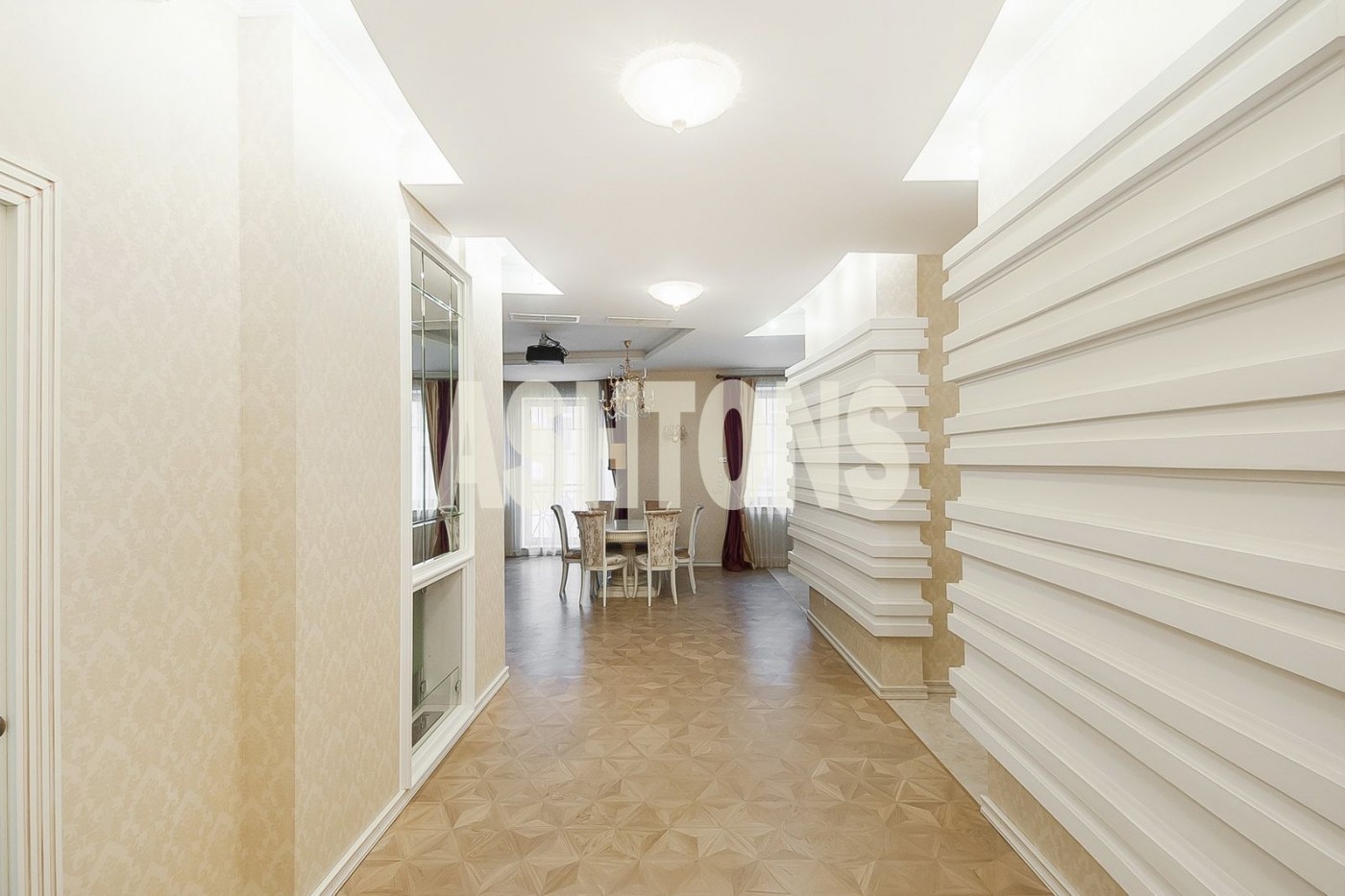 Elite apartment for rent on Patriarshiye Prudy, Maly Kozikhinsky Lane, Building 14 by ASHTONS INTERNATIONAL REALTY