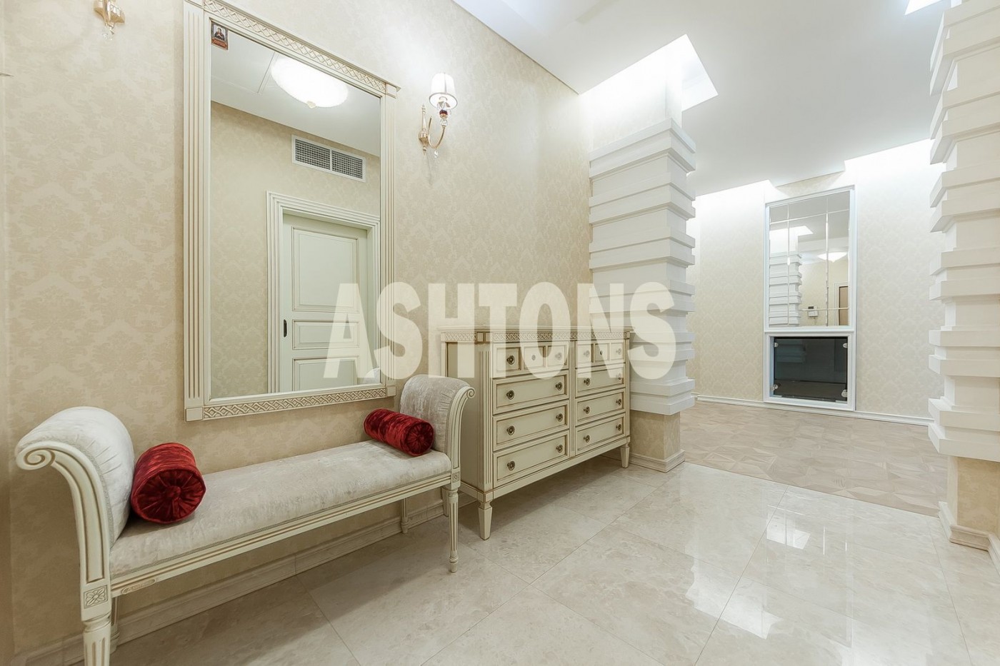 Elite apartment for rent on Patriarshiye Prudy, Maly Kozikhinsky Lane, Building 14 by ASHTONS INTERNATIONAL REALTY