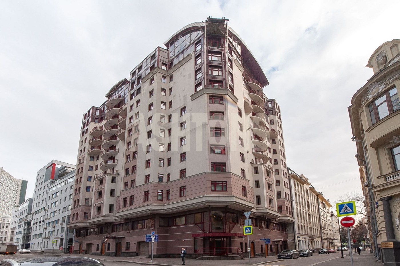 "Maly Kakovinsky 8" residential complex