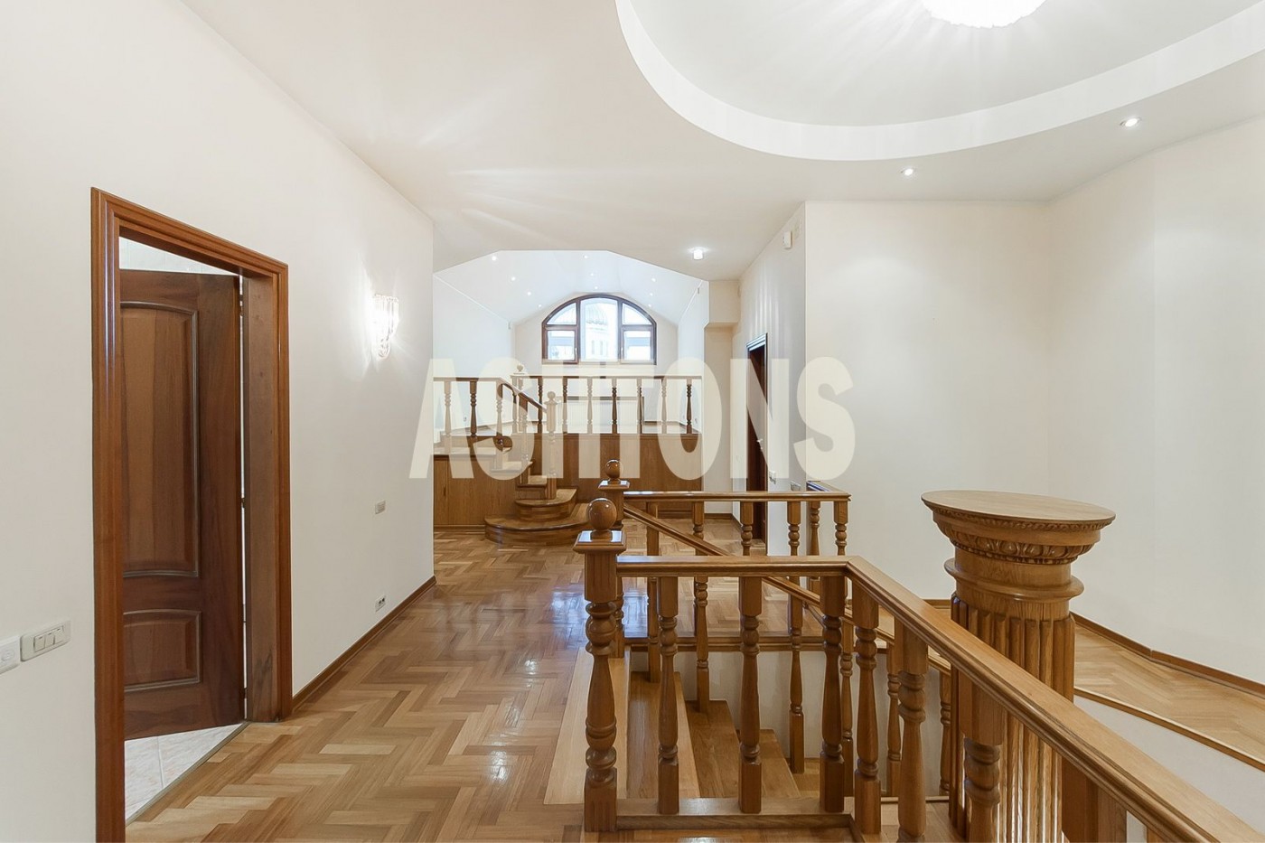 Luxury apartment for rent on the 2nd Obydensky lane, building 11 by ASHTONS INTERNATIOANL REALTY