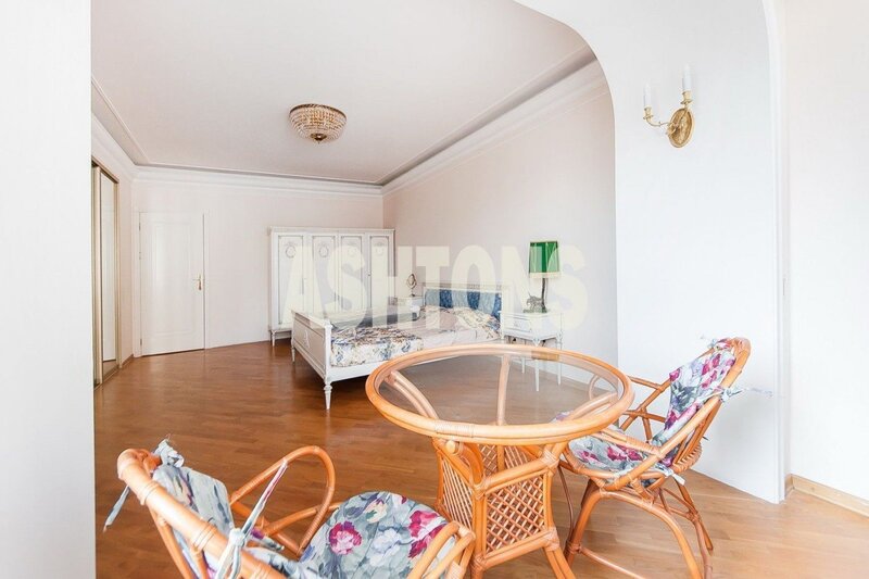 Three-Room Flat to Let in Solnechny Gorod Complex