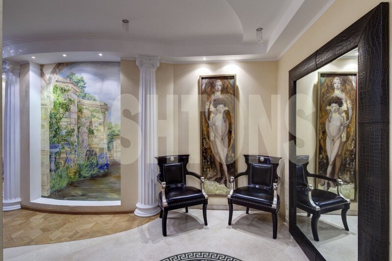 Five-Room Flat for Sale in Vorobyovy Gory, Views