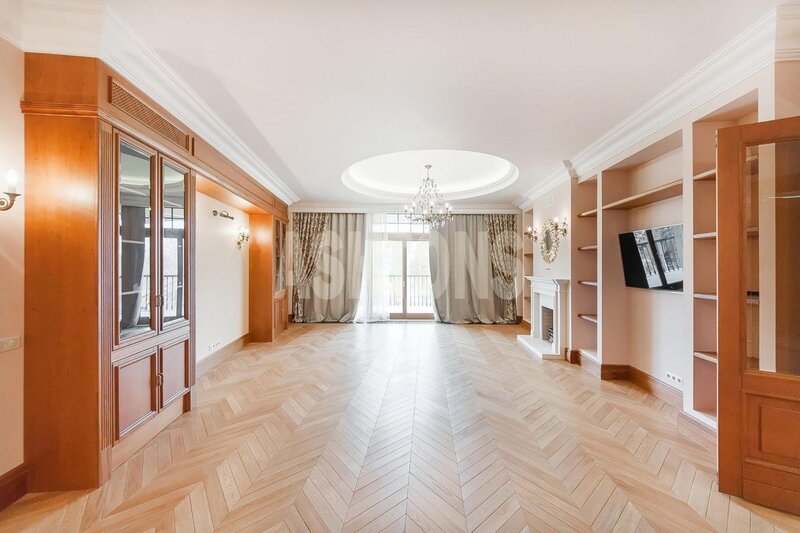 Flat for Sale in Chaika Complex, Nikolsky Tupik