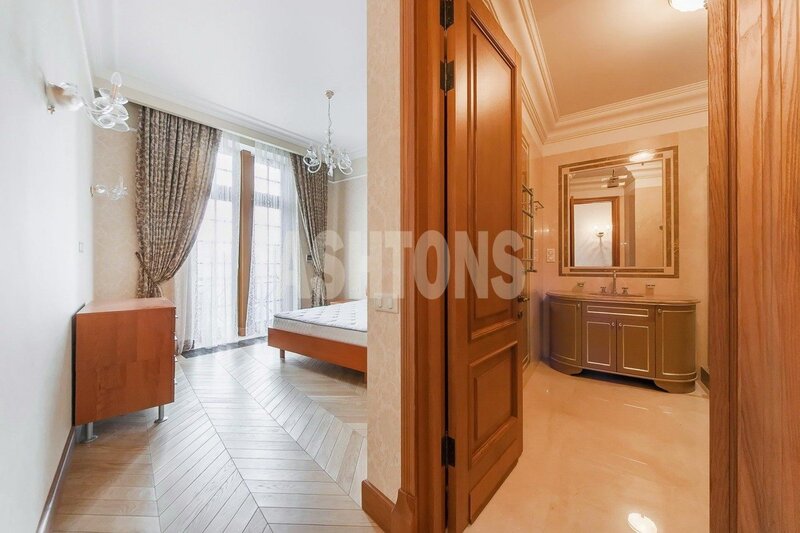 Flat for Sale in Chaika Complex, Nikolsky Tupik