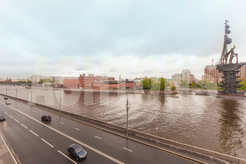 Barkli Plaza Residential Complex, Prechistenskaya