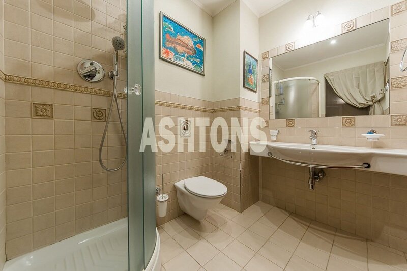 Three-Room Flat to Let on 1st Truzhenikovskiy, Khamovniki