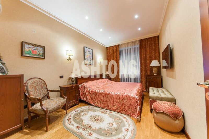 Three-Room Flat to Let on 1st Truzhenikovskiy, Khamovniki