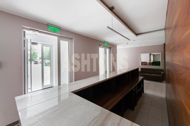Five-Room Flat to Let in Akvamarin, Ozerkovskaya Quay