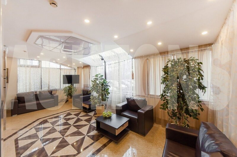 Four-Room Flat for Sale in Dom na Davydkovskoy