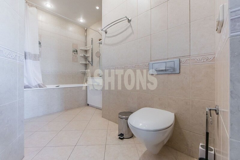 Three-Room Flat to Let in Edelveis Complex, Slavyansky