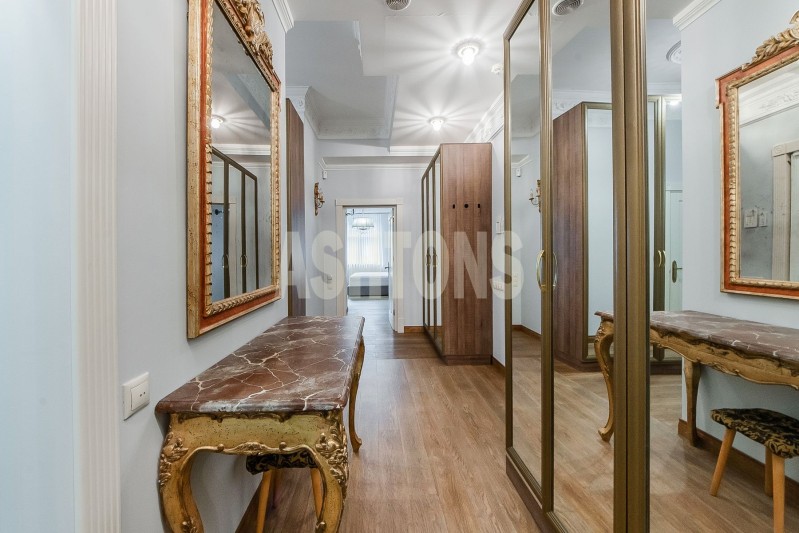 Four-Room Flat to Let in Park Palas, Khilkov Lane