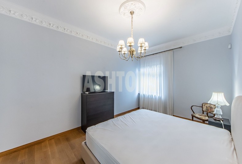 Four-Room Flat to Let in Park Palas, Khilkov Lane