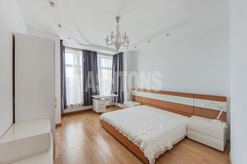 Four-Room Flat to Let in Triumf-Palas, Fireplace, Sauna