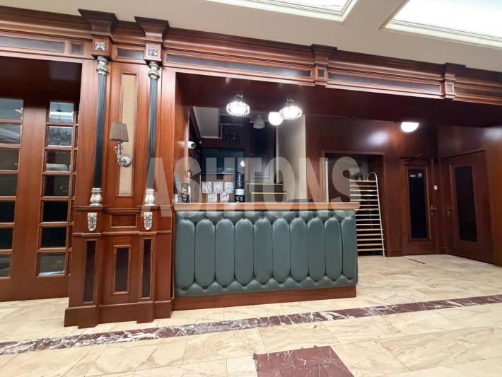Office of 257 m² for rent in the business center "Oruzheyny Plaza"