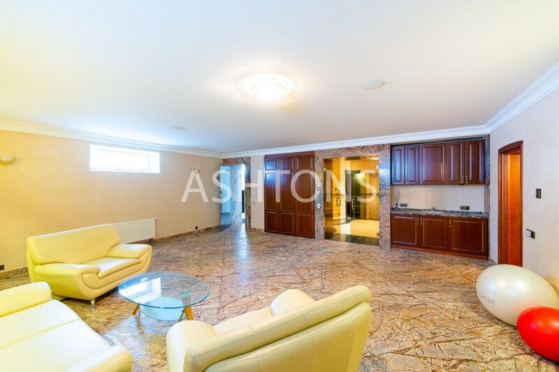 Luxury House to Let with Pool, KP Romanovo-2