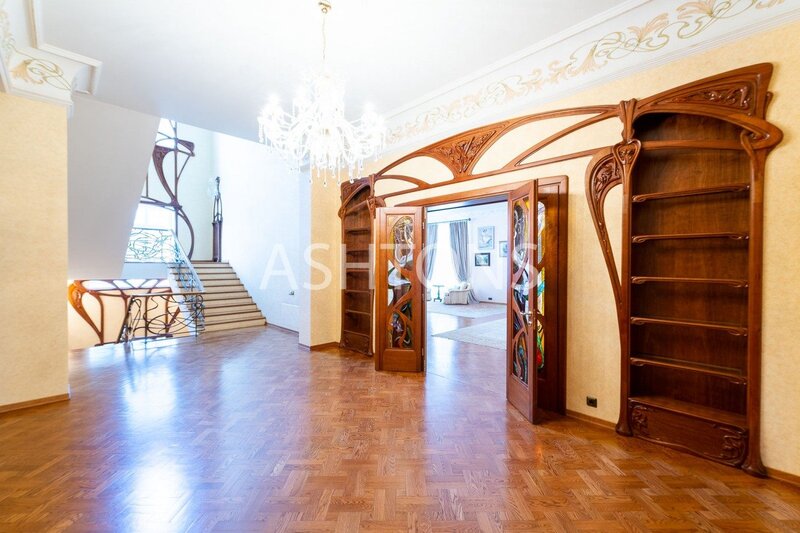 Luxury House to Let with Pool, KP Romanovo-2