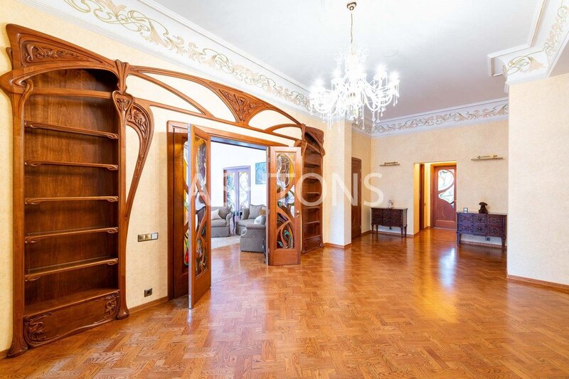 Luxury House to Let with Pool, KP Romanovo-2