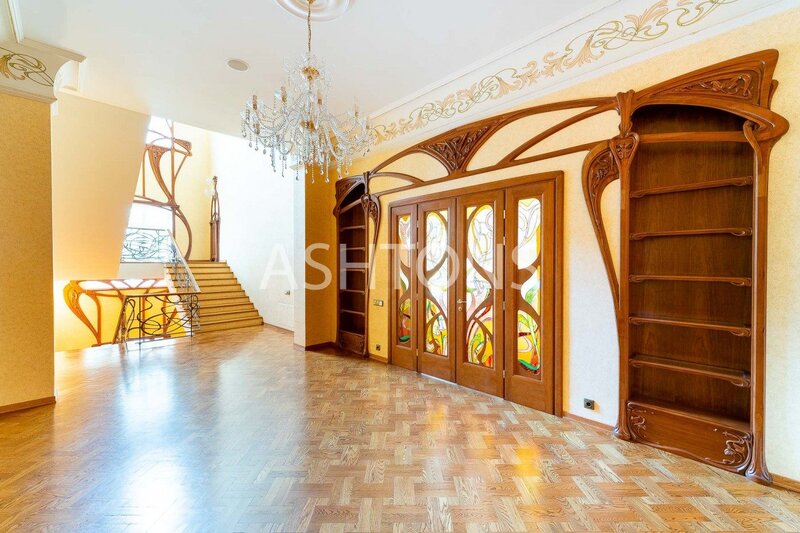 Luxury House to Let with Pool, KP Romanovo-2