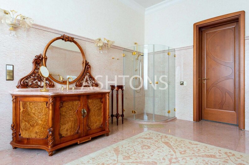 Luxury House to Let with Pool, KP Romanovo-2