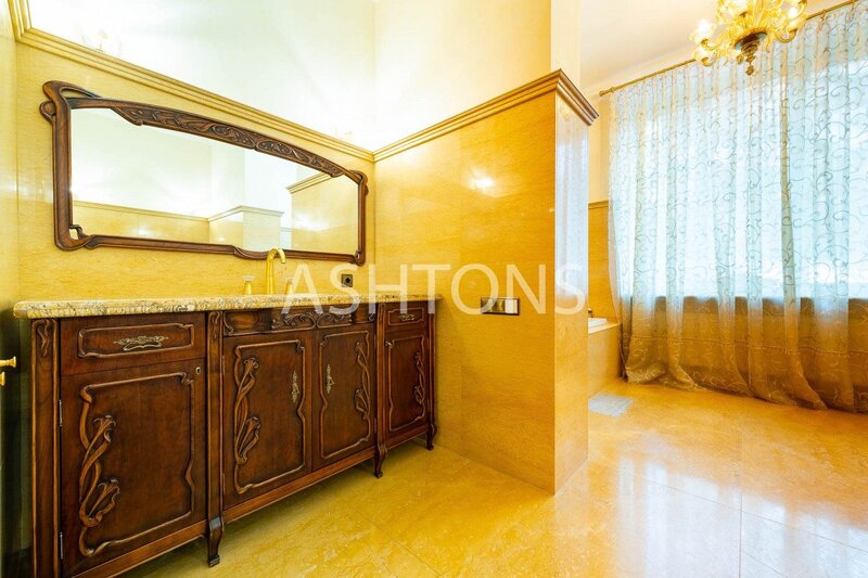 Luxury House to Let with Pool, KP Romanovo-2