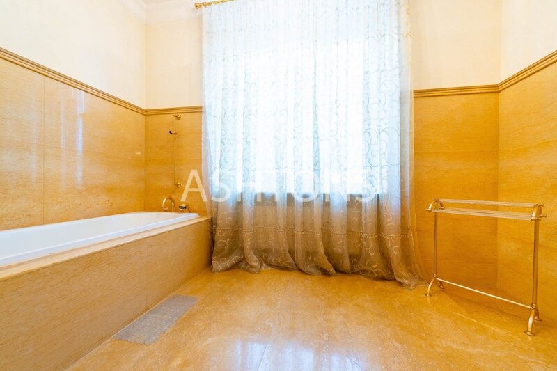 Luxury House to Let with Pool, KP Romanovo-2