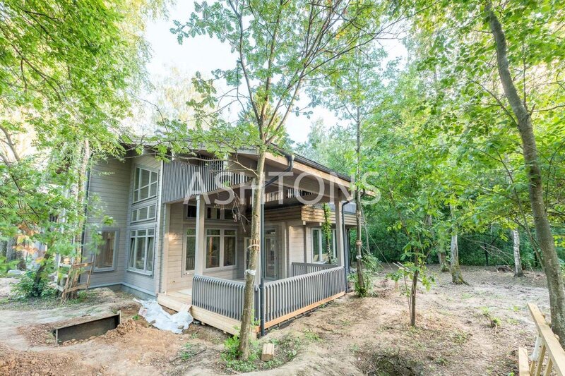 Country House for Sale in KP Montevil, 300 sq m