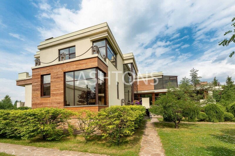 Designer Mansion for Sale in KP 10 Yards