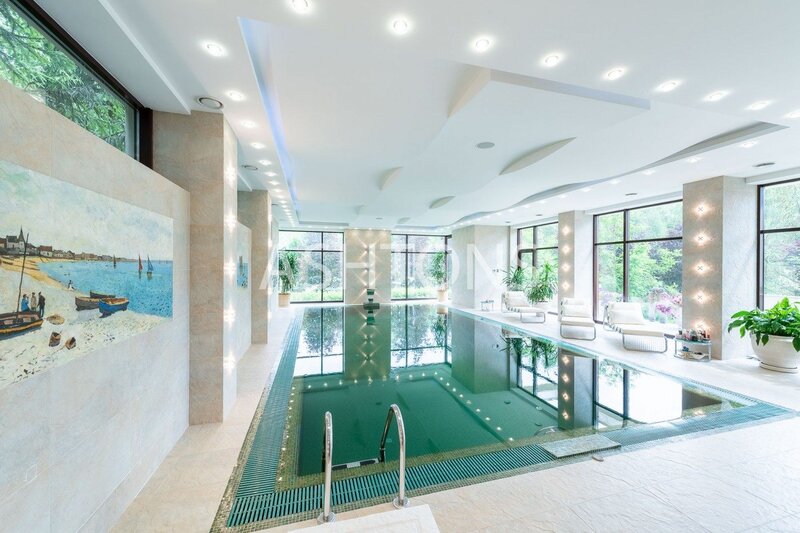 Designer Mansion for Sale in KP 10 Yards