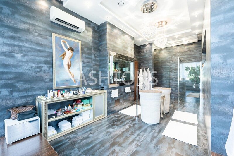 Designer Mansion for Sale in KP 10 Yards