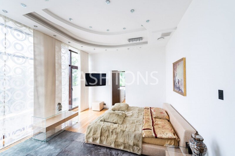 Designer Mansion for Sale in KP 10 Yards