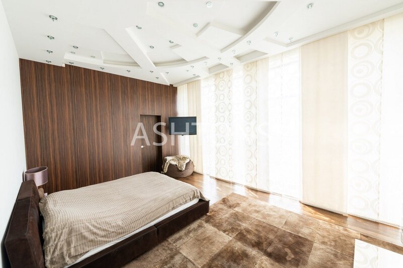 Designer Mansion for Sale in KP 10 Yards