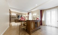 Elite apartment for rent on Patriarshiye Prudy, Maly Kozikhinsky Lane, Building 14 by ASHTONS INTERNATIONAL REALTY