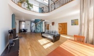 5‑room apartment for rent on Mogiltsevsky Lane