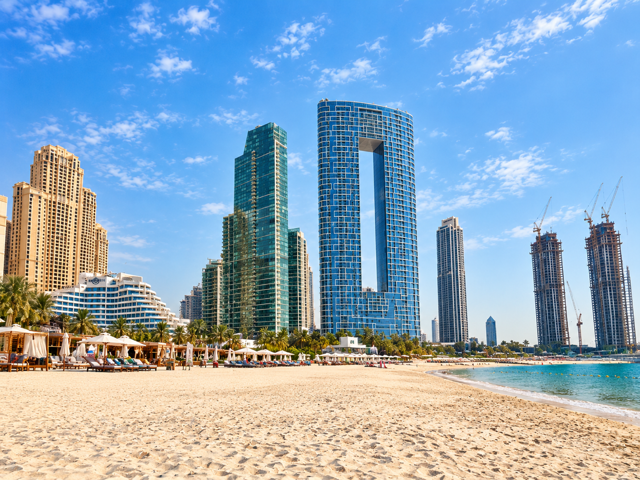 Jumeirah Beach Residence (JBR): жизнь у моря и недвижимость в одном из самых известных районов Дубая