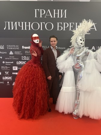 Ashtons International Realty форум