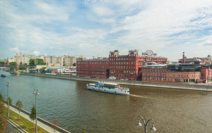 Do Views Always Add Value? How Panoramic Views Affect Luxury Property Prices