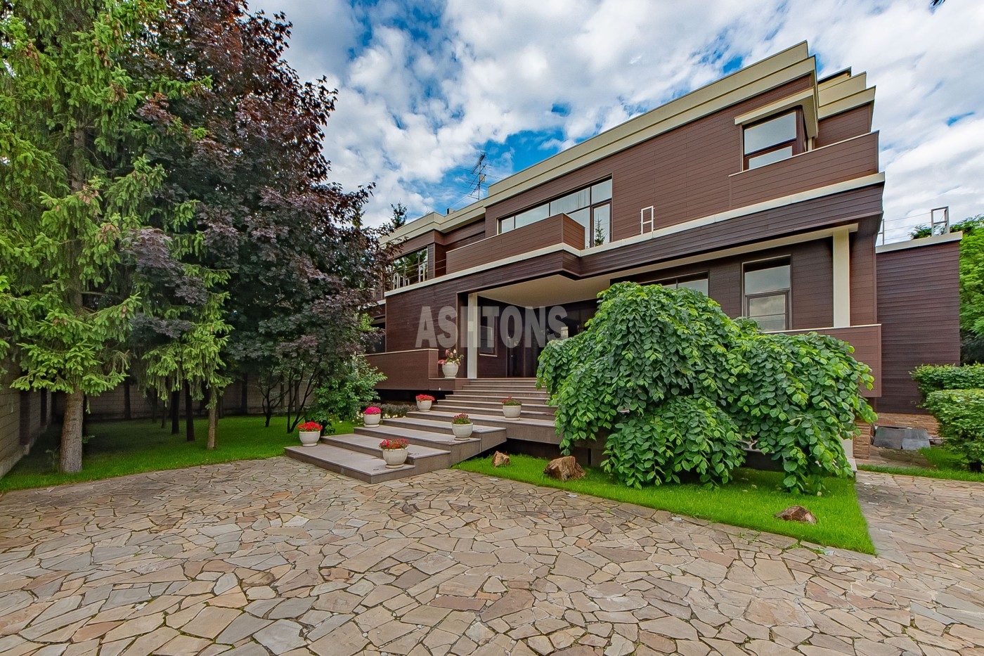 Продажа домов, 1200 м², Московская область, Одинцовский городской округ, Шульгино деревня, 10 Ярдов коттеджный — фото 2