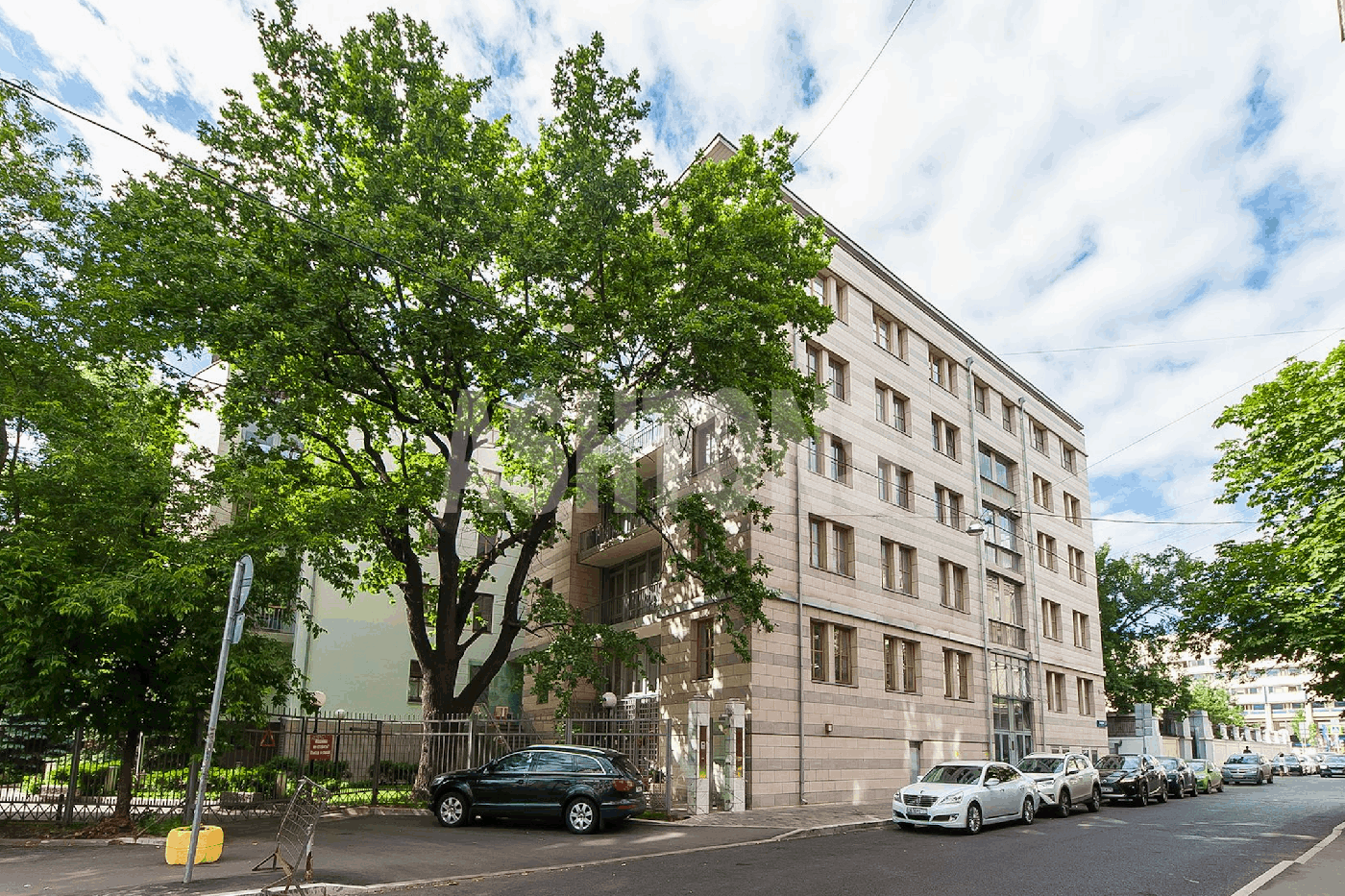 ЖК «Дом в Зубовском проезде», г. Москва, Зубовский проезд 1