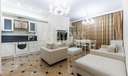 Rent a 4-room apartment on B. Gruzinskaya 69