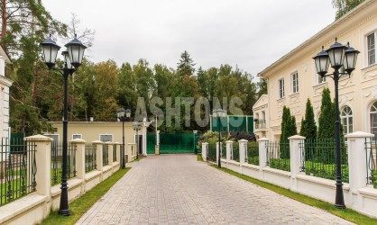 Коттеджный посёлок "Лебединое Озеро"