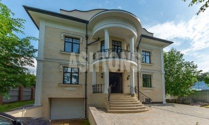 Продажа шикарного 4-х этажного коттеджа в деревне Жуковка