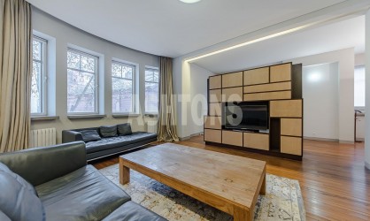 Rent a stylish 2-room apartment on M. Kozikhinsky Pereulok 14