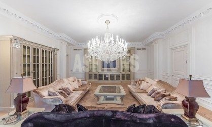 Exclusive apartment for sale in the elite residential complex Triumph Palace