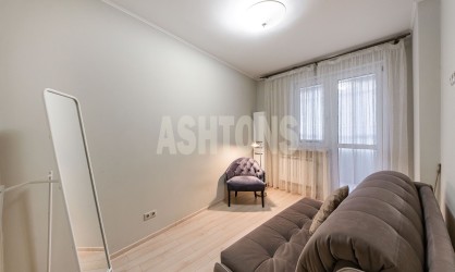 Three‑room apartment available for lease at the Lomonosovsky Residential Complex
