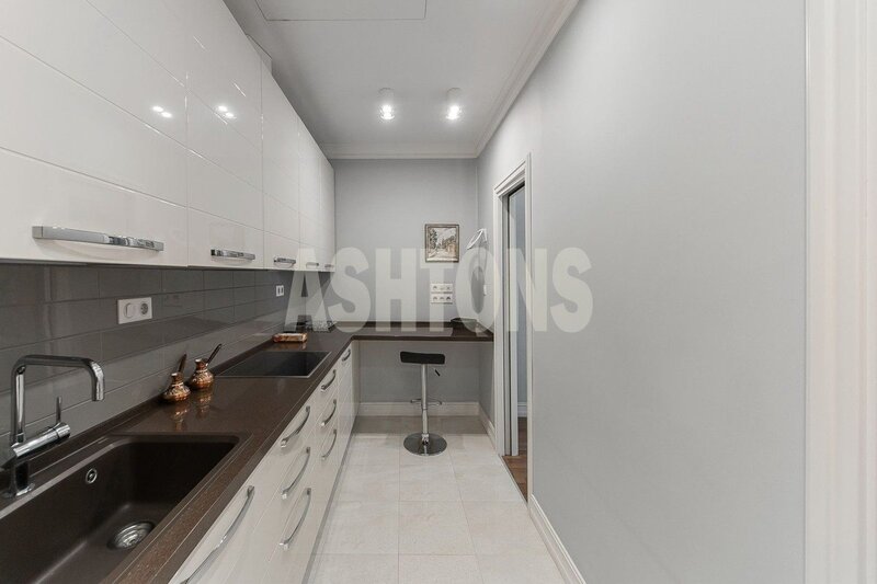 5-ти комнатная квартира в ЖК "Аквамарин", Озерковская набережная 26