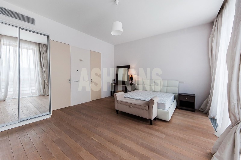3-комнатная просторная квартира в ЖК "CHALET ЖУКОВКА, 58", Московская область, Одинцовский городской округ, Жуковка деревня, 58