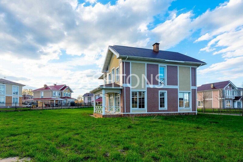 Продажа загородного коттеджа в КП Эсквайр Парк, Московская область, Истра городской округ, Эсквайр Парк коттеджный поселок